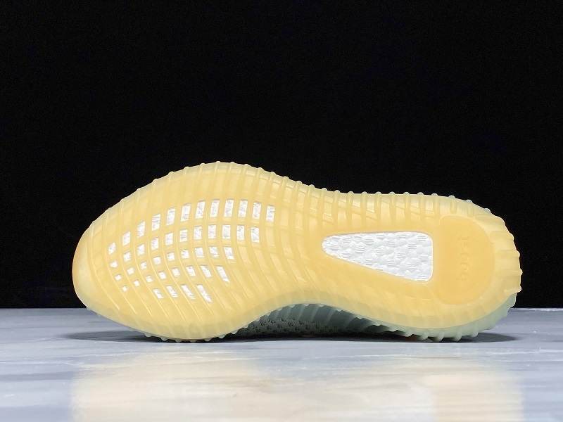 ad*s Y**zy boost 350 v2 desert sage