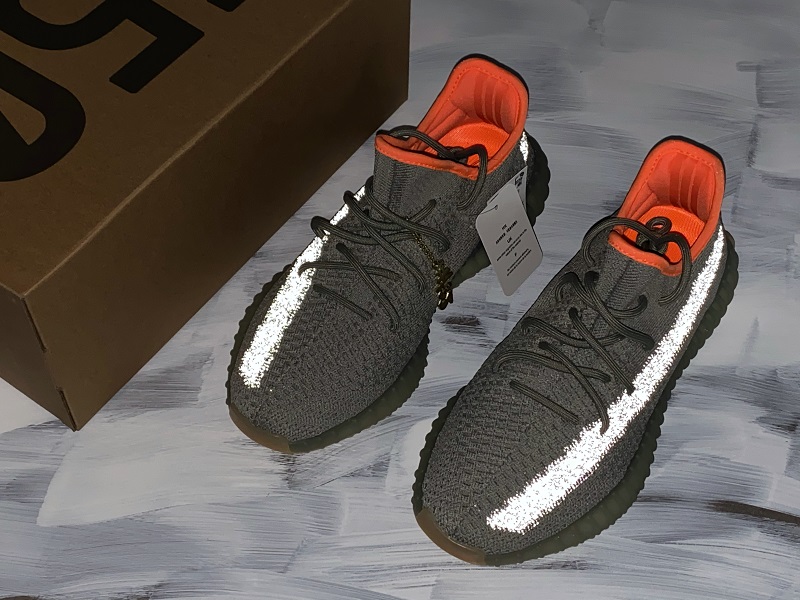 ad*s Y**zy boost 350 v2 desert sage