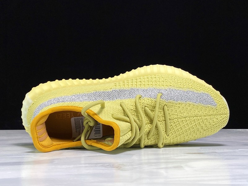ad*s Y**zy boost 350 v2 marsh