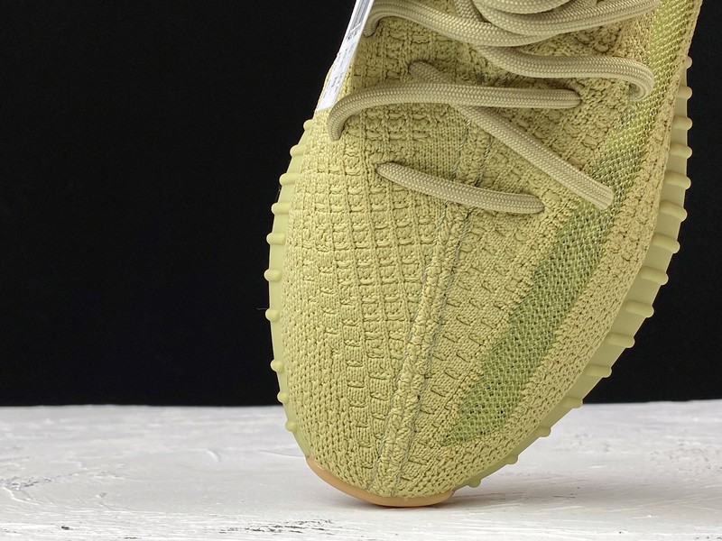 ad*s Y**zy boost 350 v2 sulfur