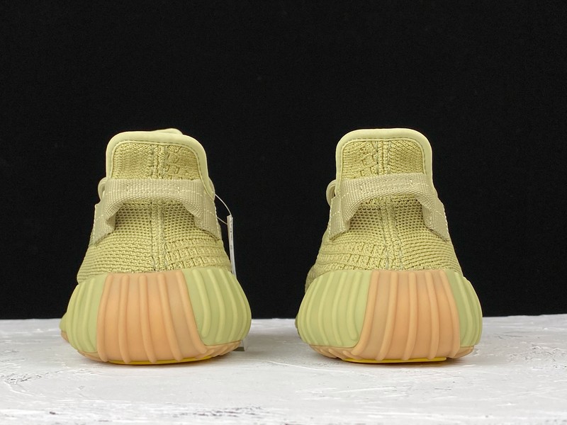 ad*s Y**zy boost 350 v2 sulfur