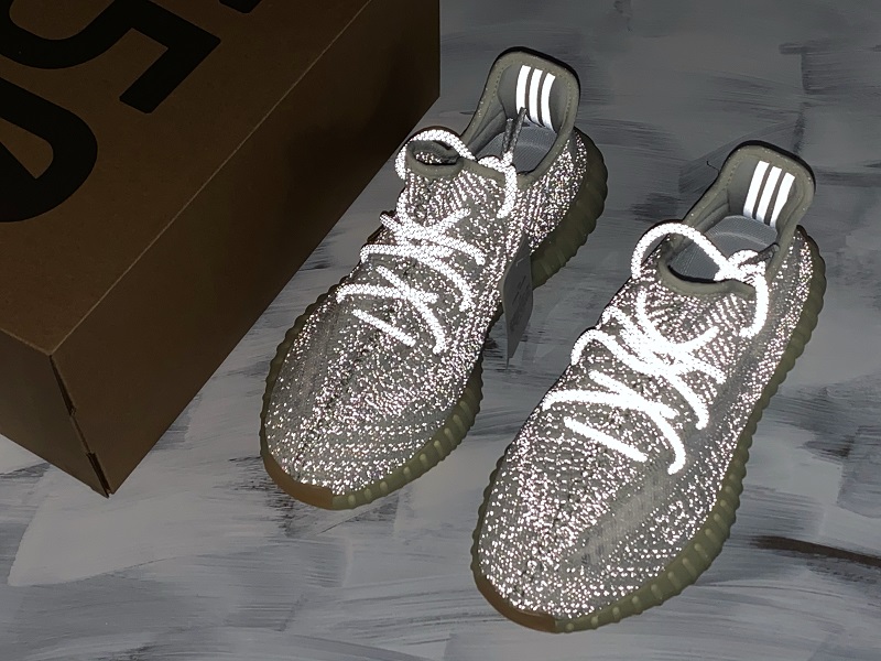ad*s Y**zy boost 350 v2 yeshaya (reflective)