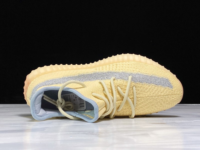 ad*s Y**zy boost 350 v2 linen
