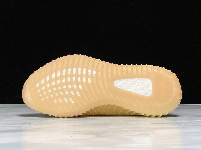 ad*s Y**zy boost 350 v2 linen