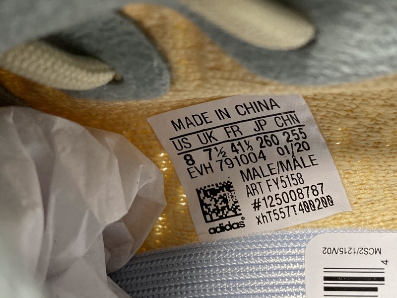 ad*s Y**zy boost 350 v2 linen