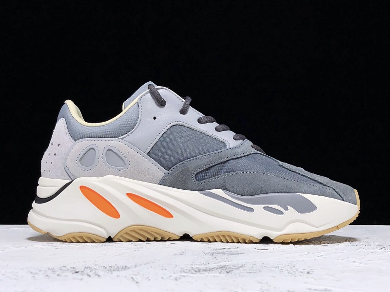 ad*s Y**zy boost 700 magnet