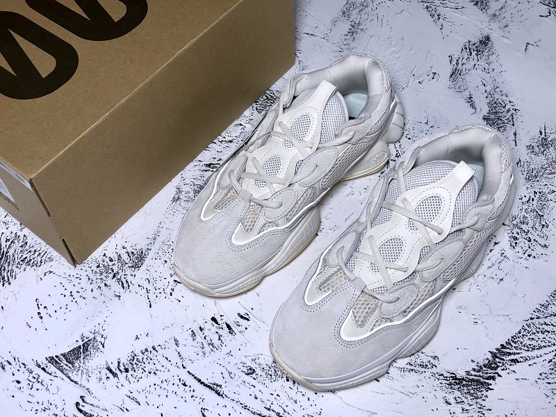 ad*s Y**zy 500 bone white