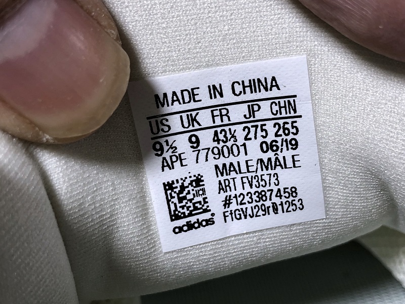 ad*s Y**zy 500 bone white