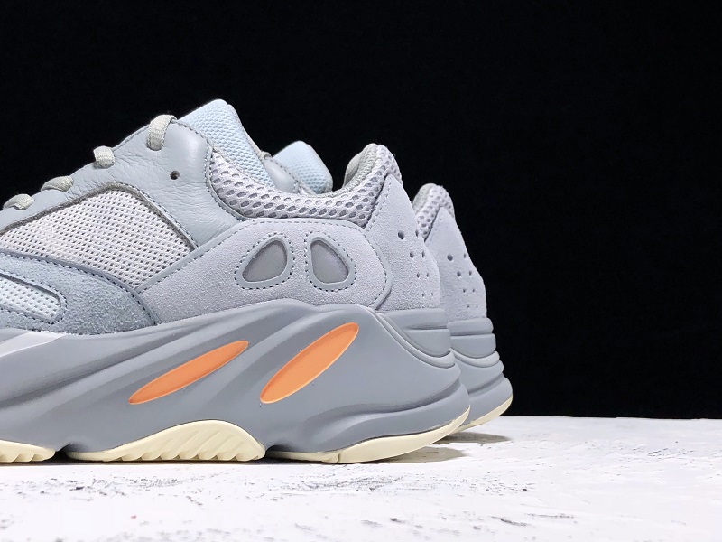 ad*s Y**zy boost 700 inertia