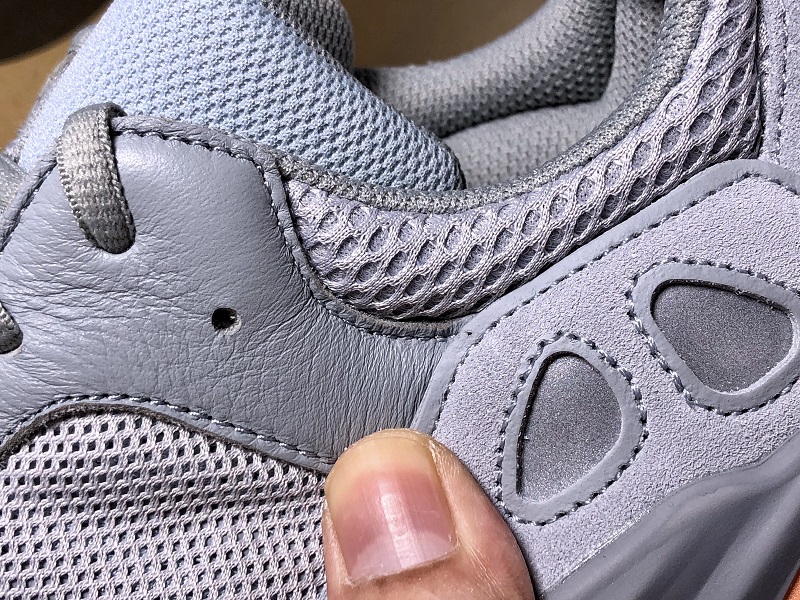 ad*s Y**zy boost 700 inertia
