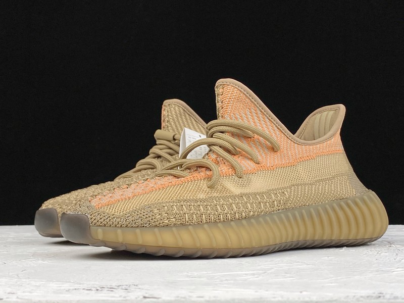 ad*s Y**zy boost 350 v2 sand taupe