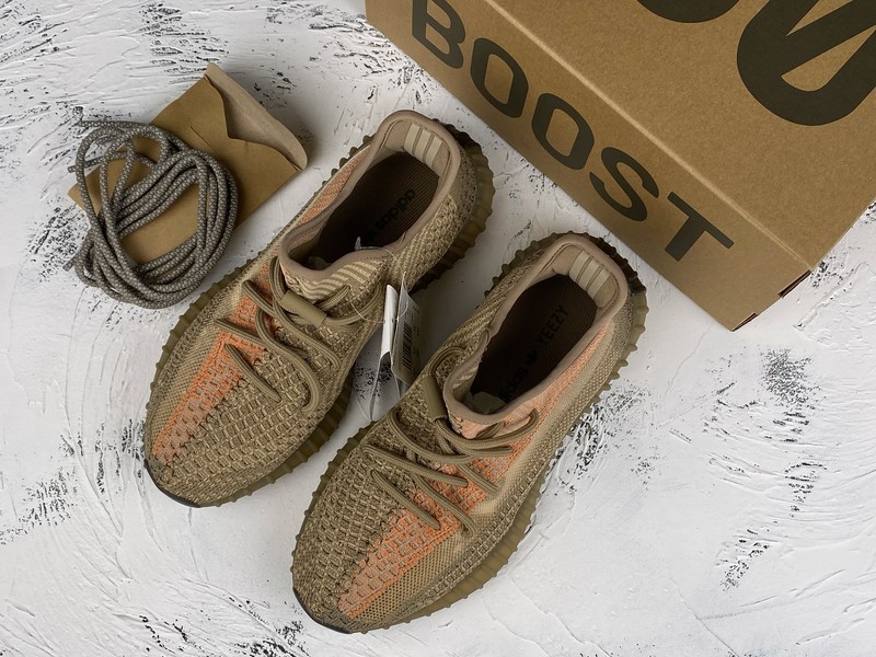 ad*s Y**zy boost 350 v2 sand taupe