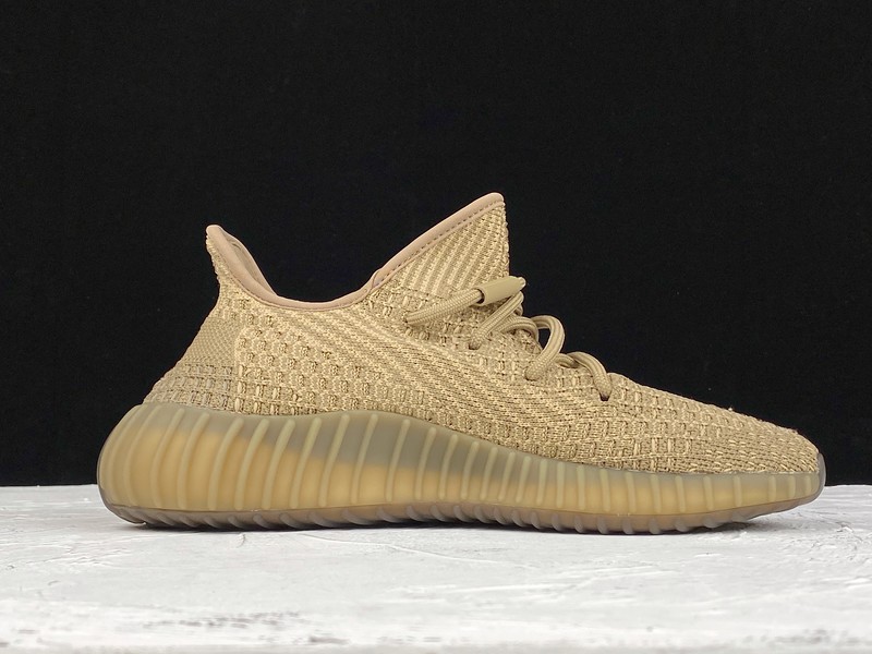 ad*s Y**zy boost 350 v2 sand taupe