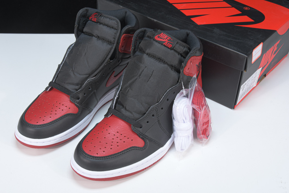 Jordan 1 Retro Bred "Banned" (2016)