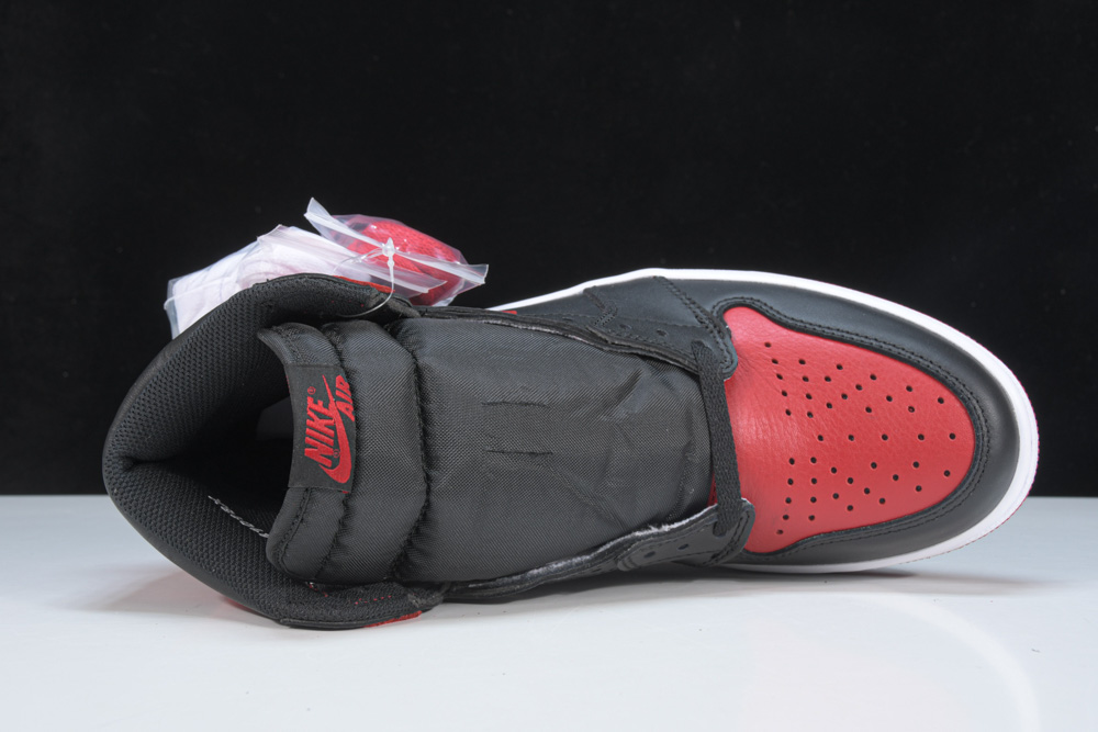 Jordan 1 Retro Bred "Banned" (2016)
