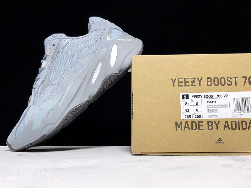 ad*s Y**zy boost 700 v2 hospital blue