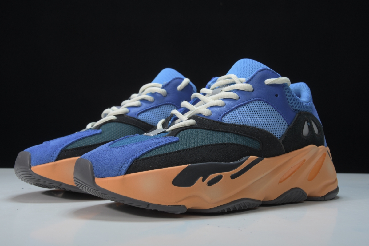 ad*s Y**zy boost 700 bright blue