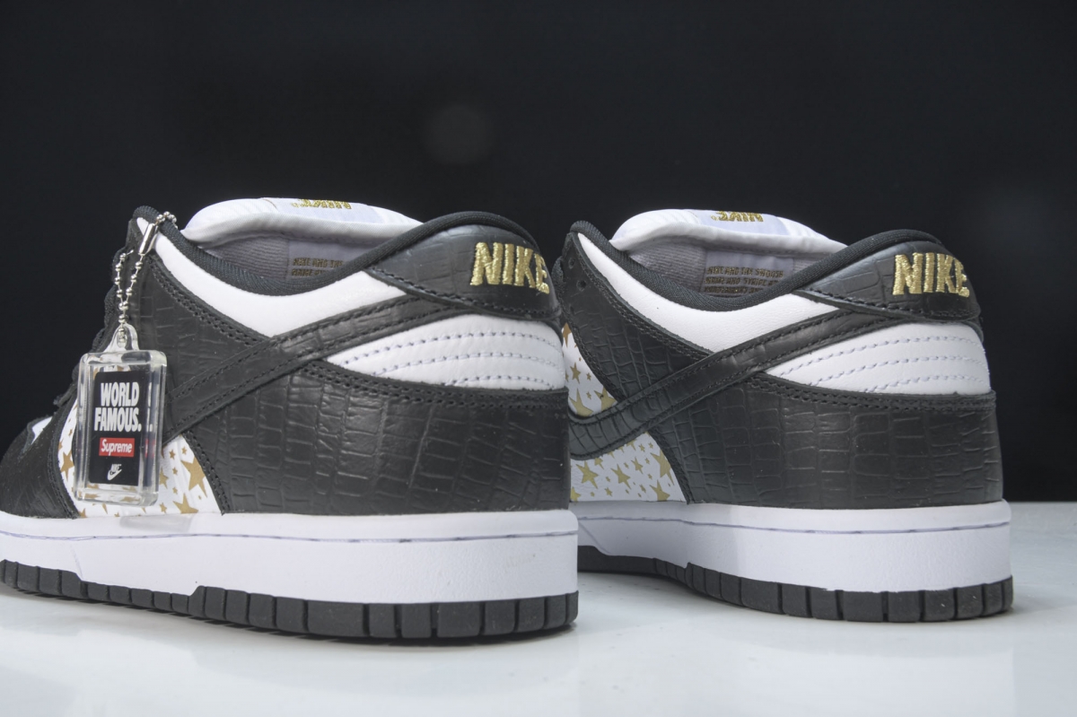 nike sb dunk low S*p*e stars black (2021)