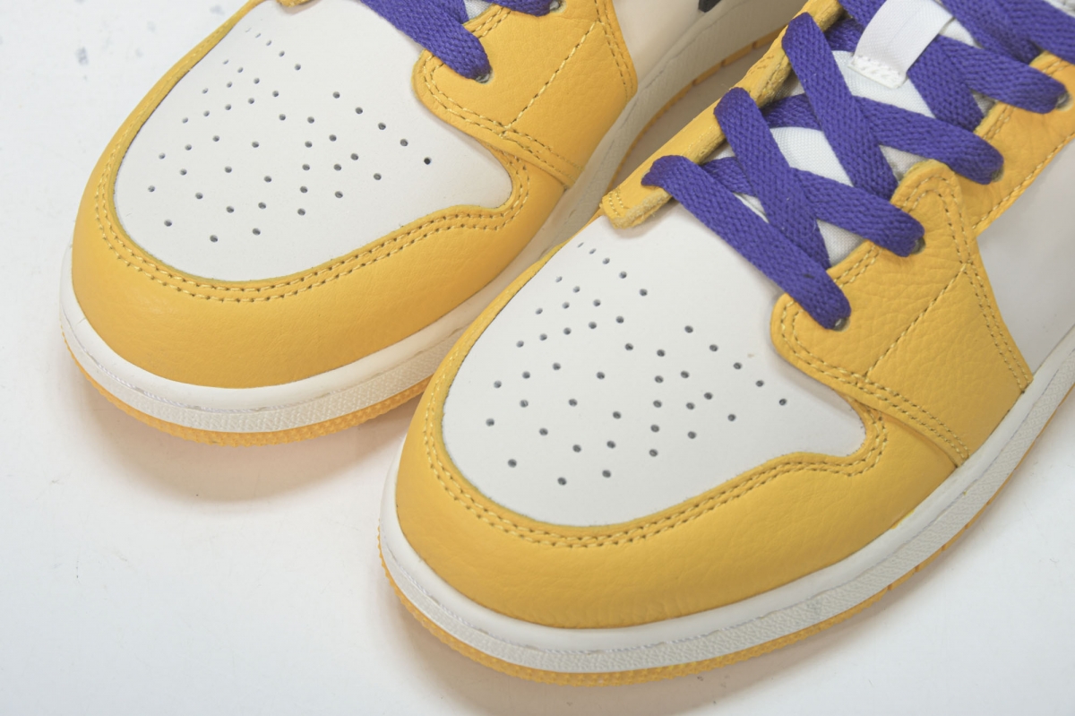 Jordan 1 Mid SE Lakers