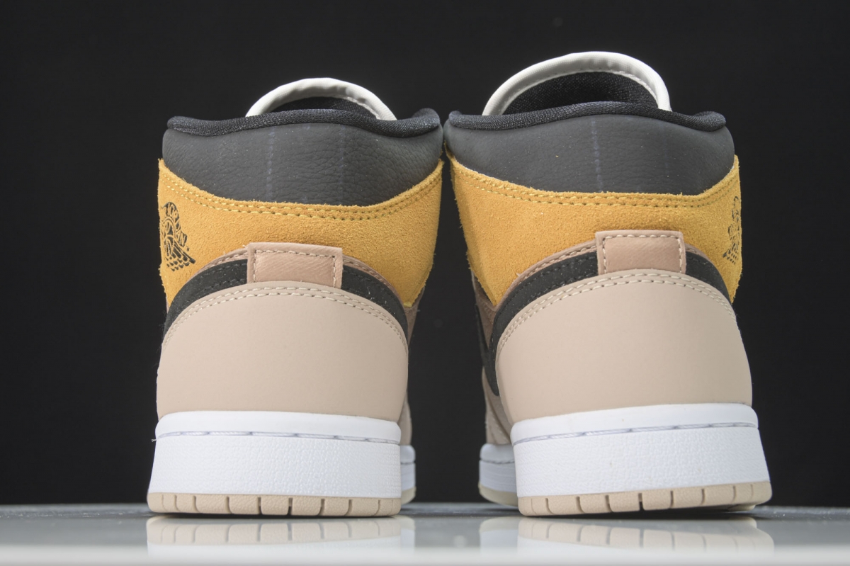 Jordan 1 Mid SE Particle Beige