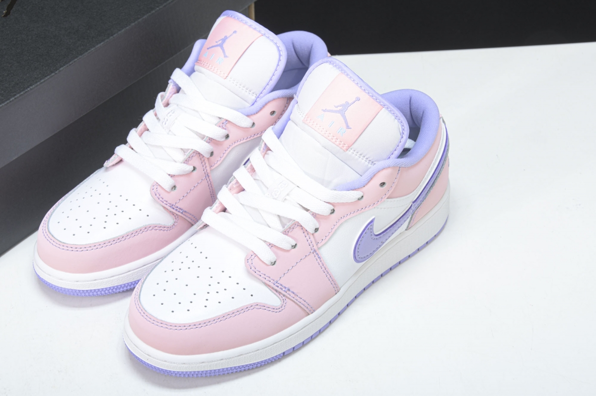 Jordan 1 Low Arctic Punch