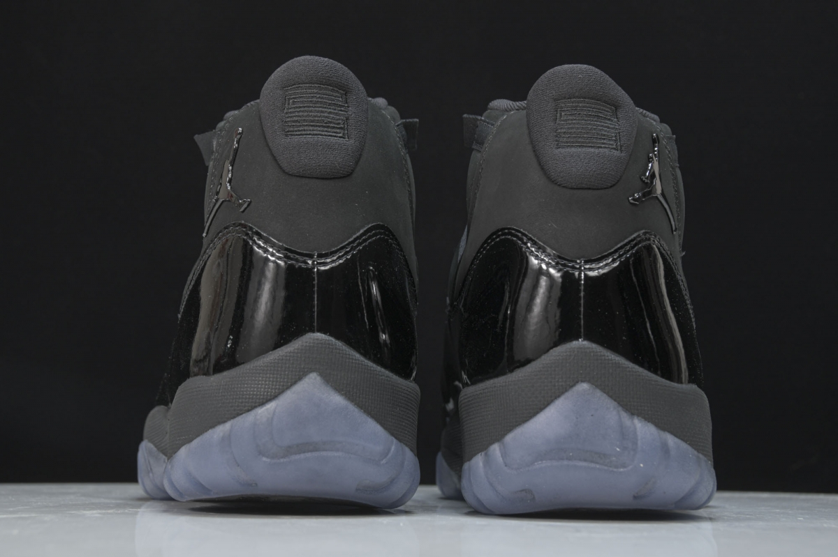 Jordan 11 Retro Cap and Gown