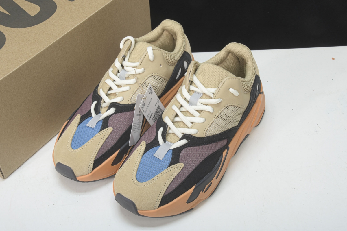 ad*s Y**zy boost 700 enflame amber