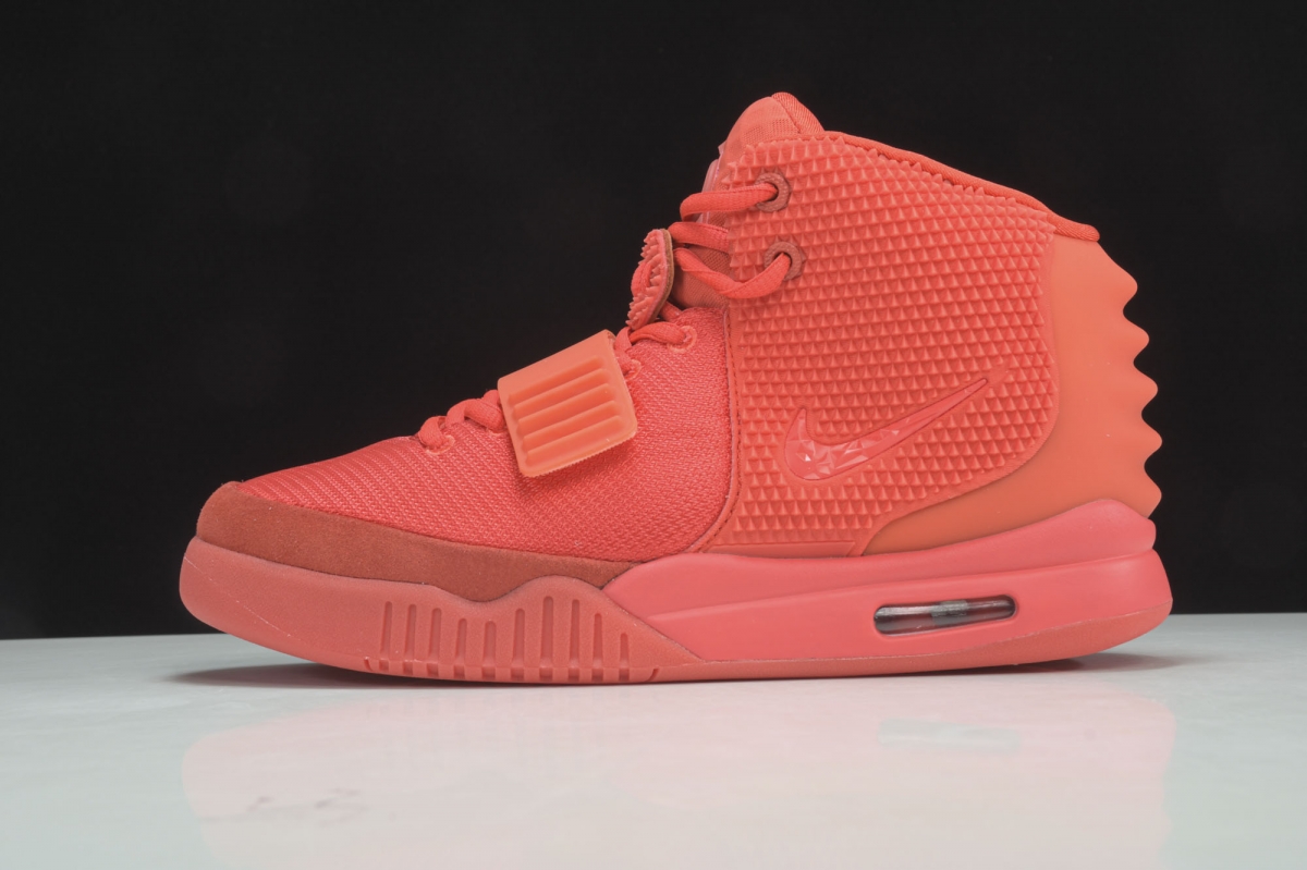 nike air Y**zy 2 red october