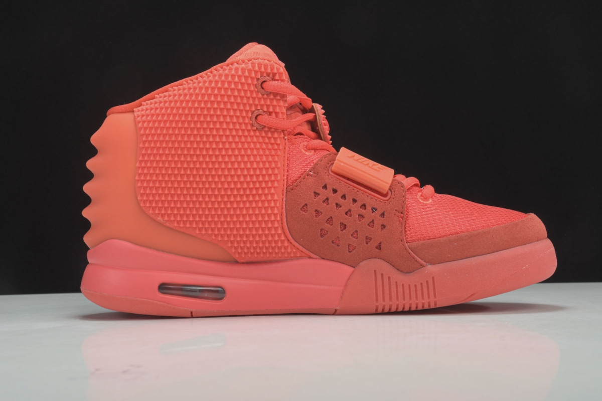 nike air Y**zy 2 red october