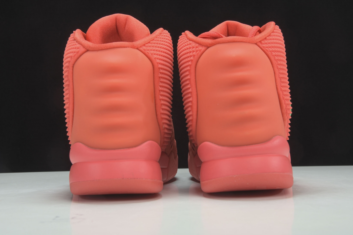 nike air Y**zy 2 red october