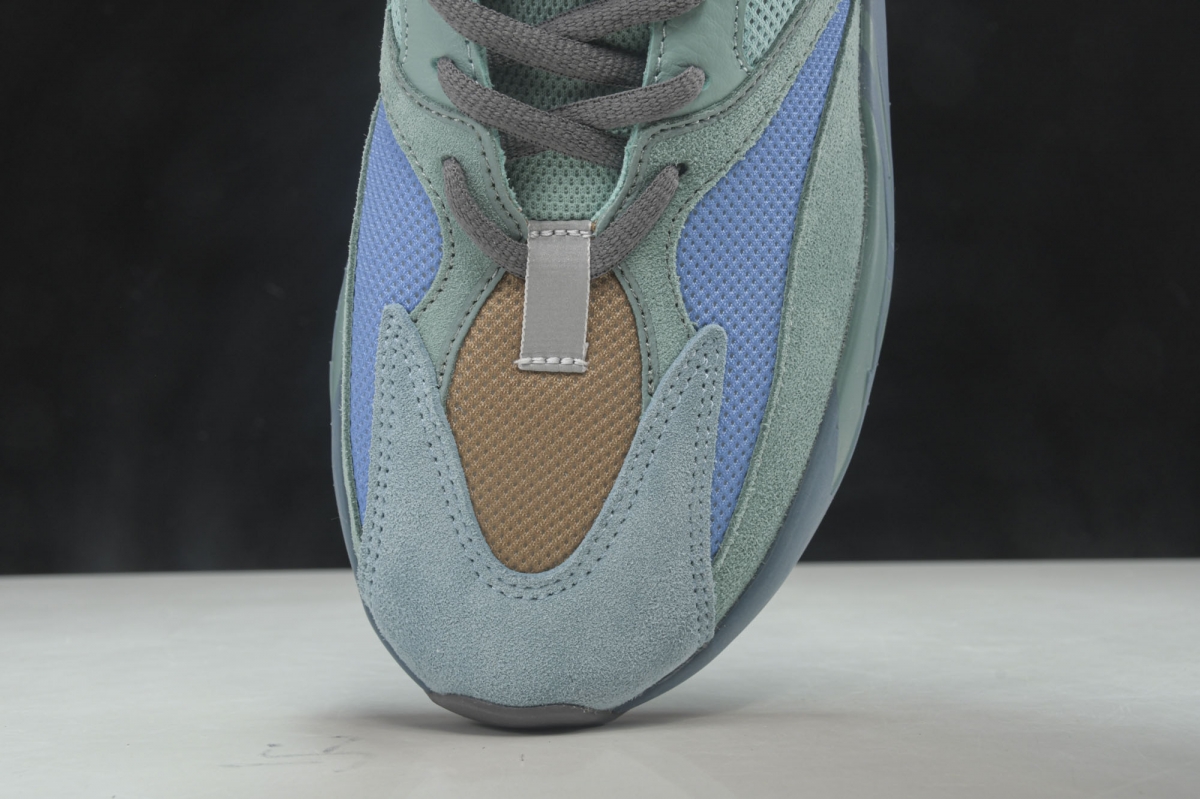 ad*s Y**zy boost 700 faded azure