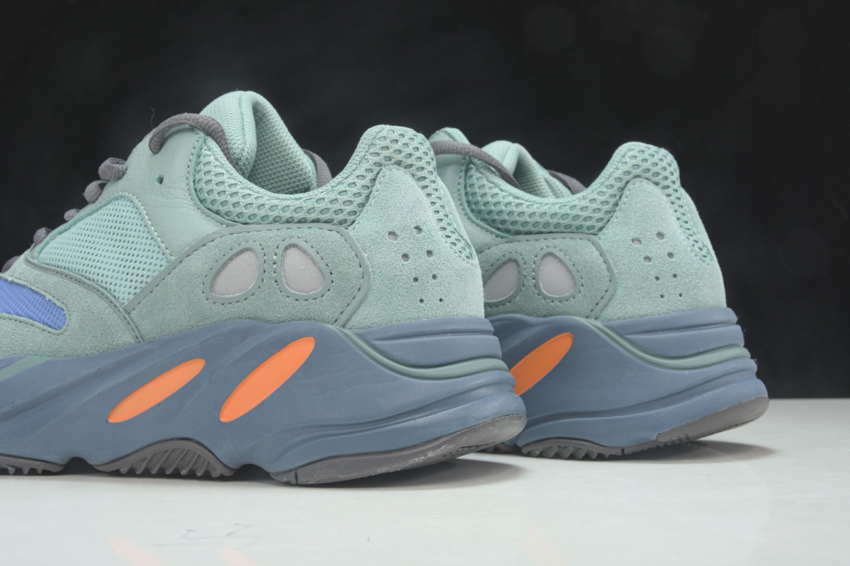 ad*s Y**zy boost 700 faded azure
