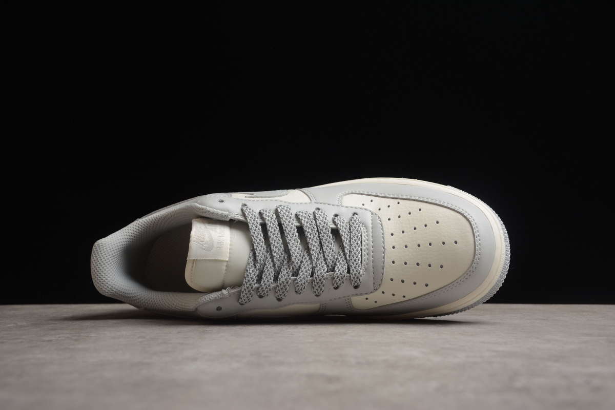 nike air Y**zy 1 blink