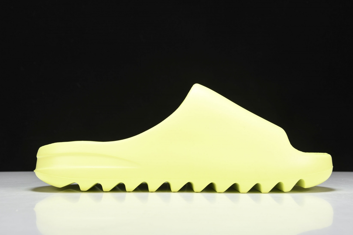 ad*s Y**zy slide glow green