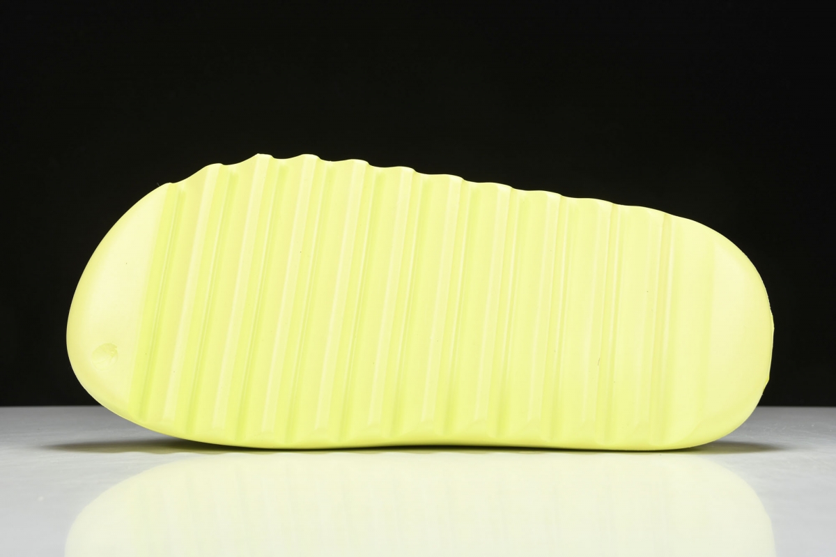 ad*s Y**zy slide glow green