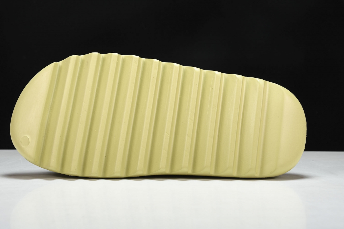 ad*s Y**zy slide resin