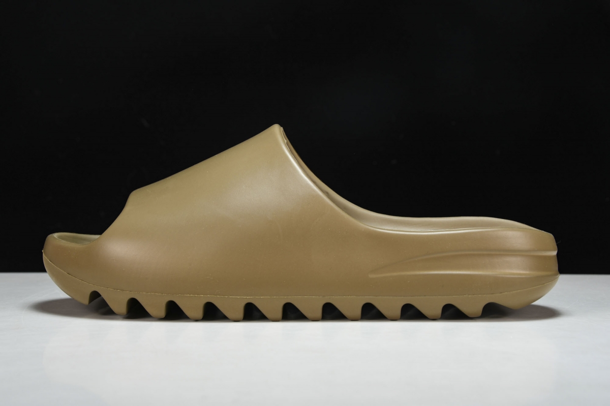 ad*s Y**zy slide earth brown