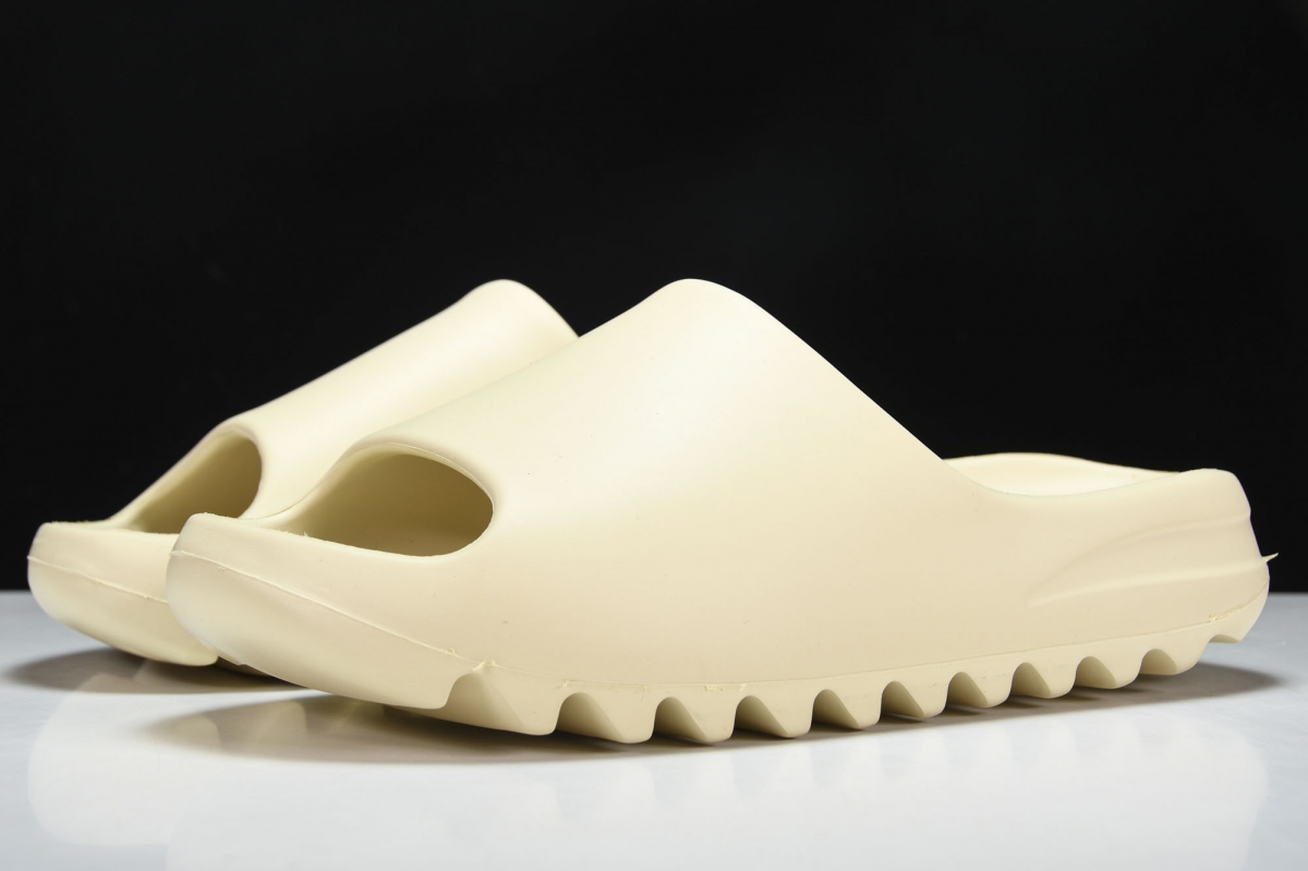 ad*s Y**zy slide bone