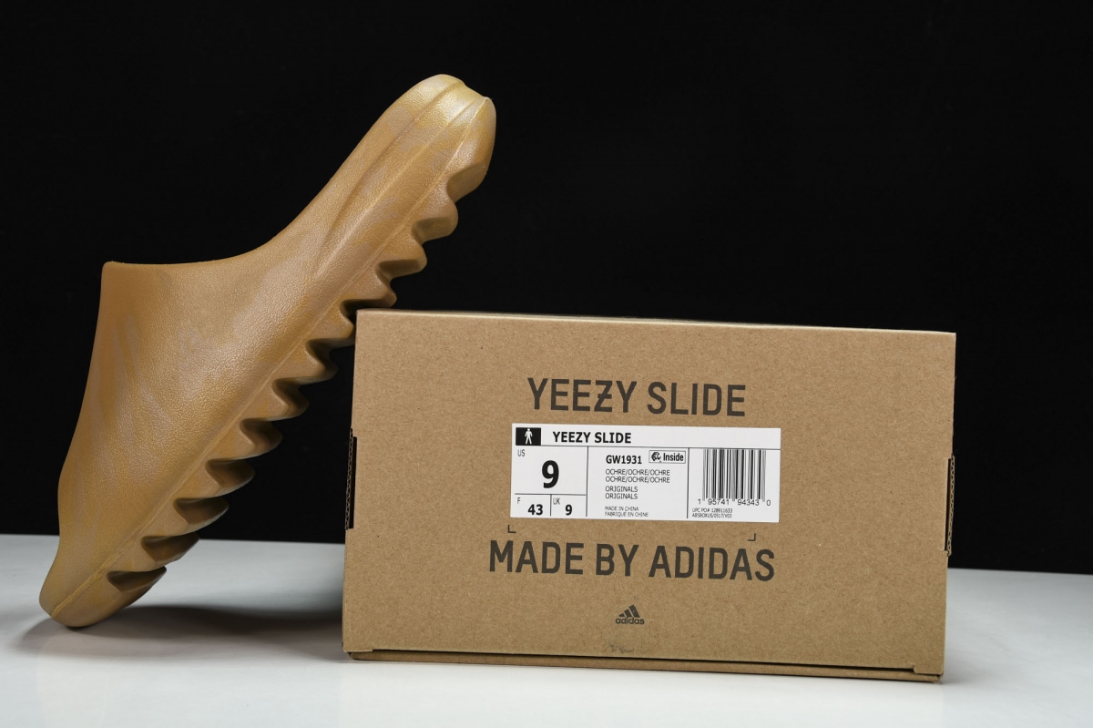 ad*s Y**zy slide ochre
