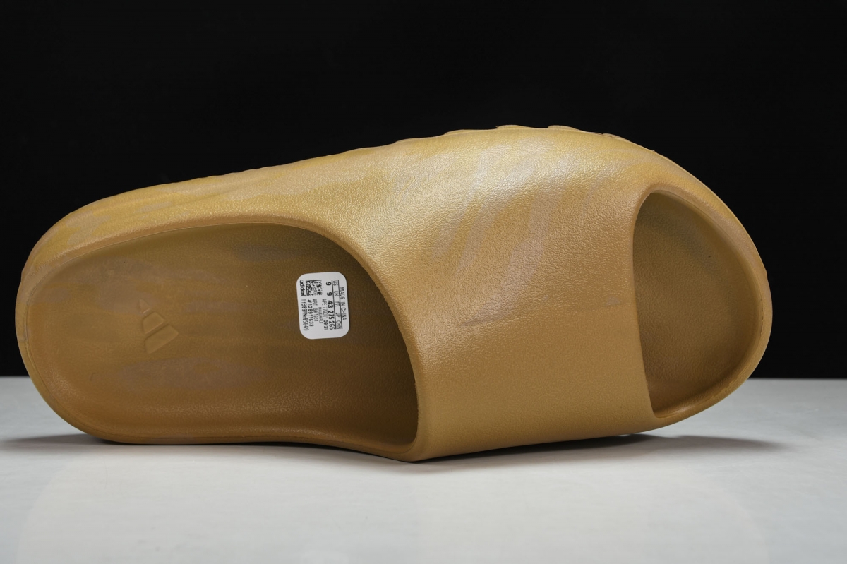 ad*s Y**zy slide ochre