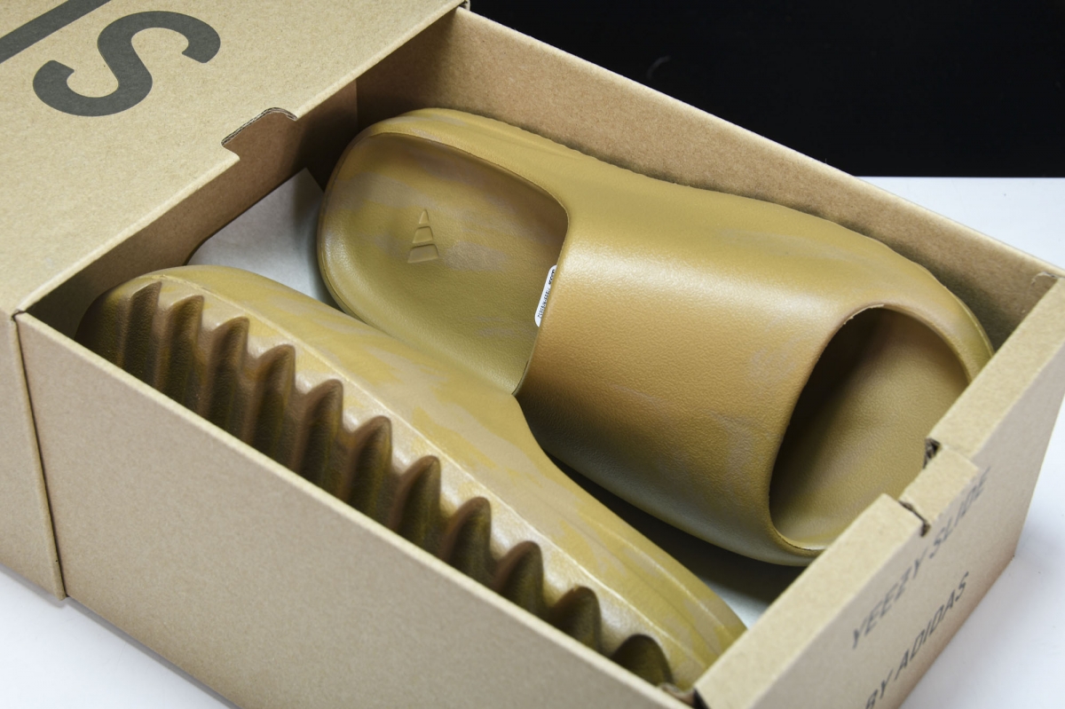 ad*s Y**zy slide ochre