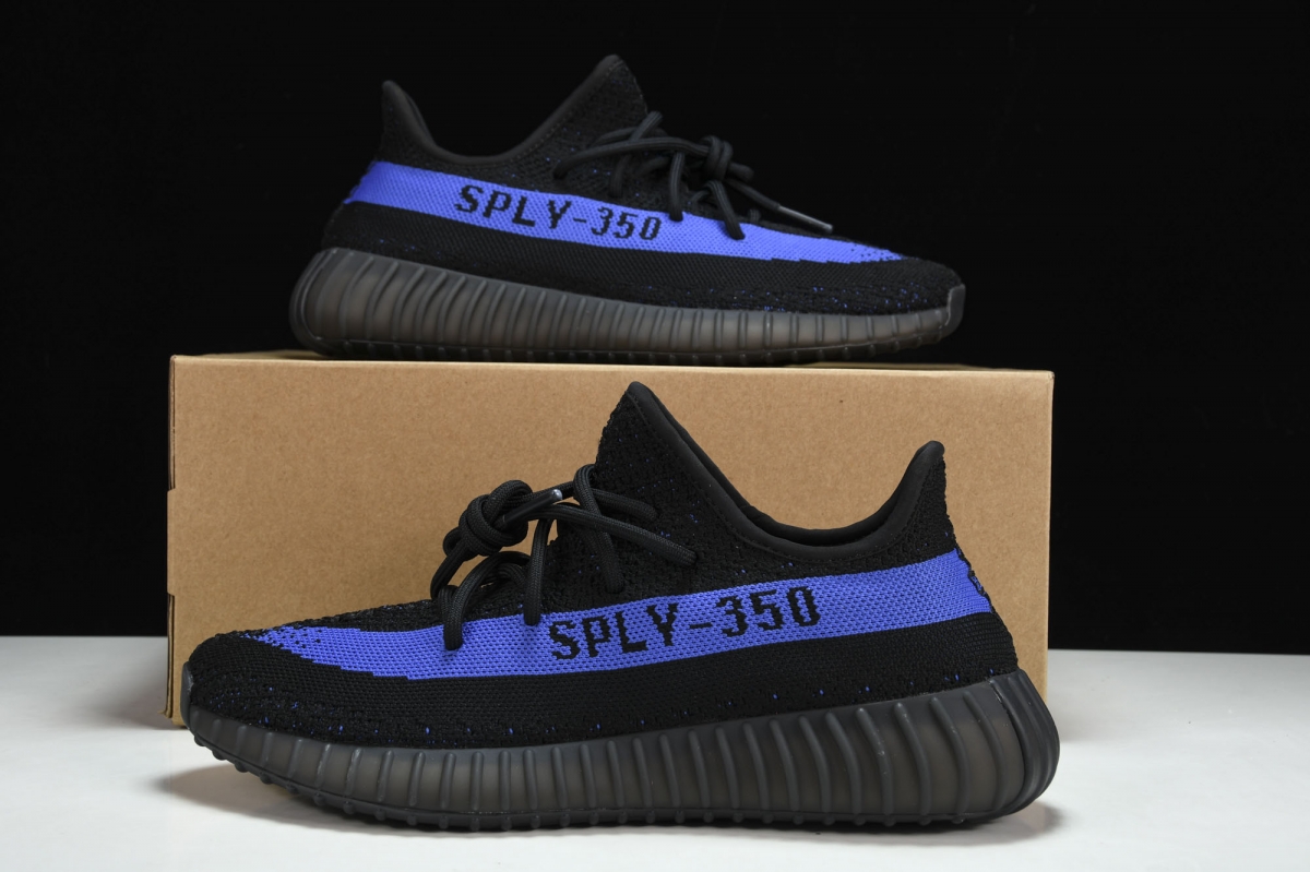 ad*s Y**zy boost 350 v2 dazzling blue