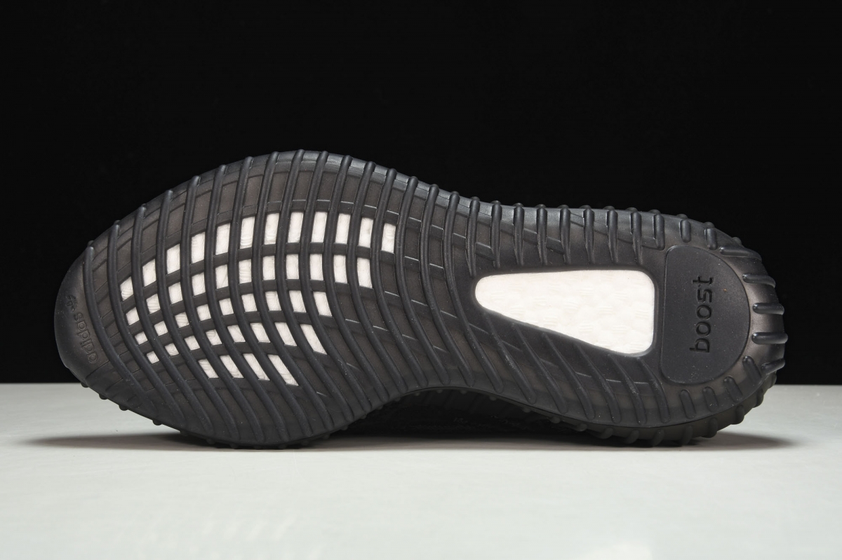ad*s Y**zy boost 350 v2 mx rock