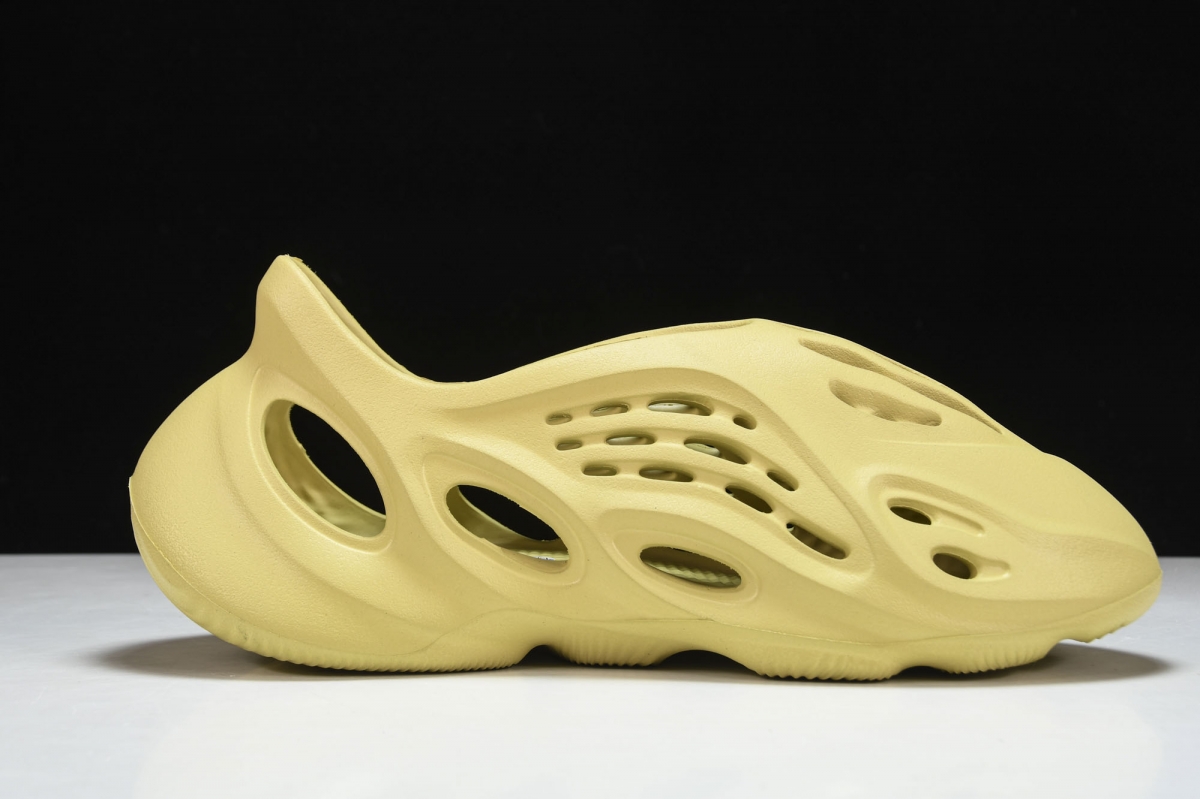 ad*s Y**zy foam rnnr sulfur