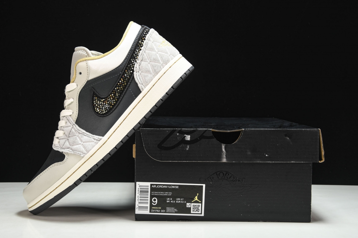 Jordan 1 Low Beaded Swoosh