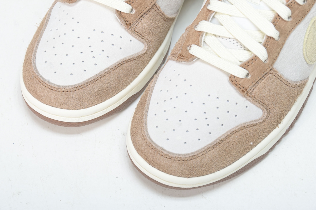 Nike Dunk Low Medium Curry