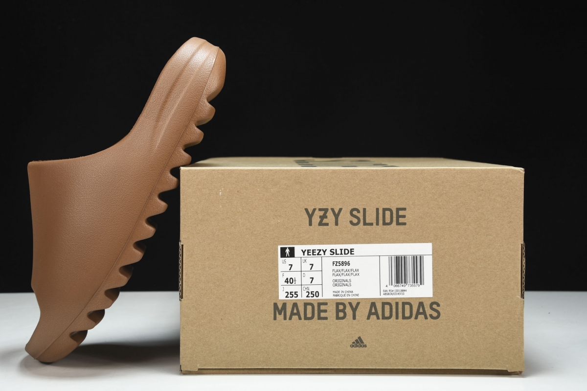 ad*s Y**zy slide flax