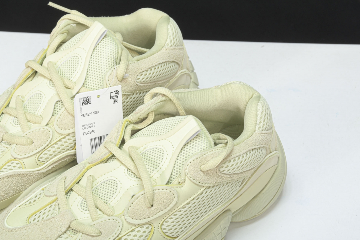 ad*s y**zy 500 S*per moon yellow