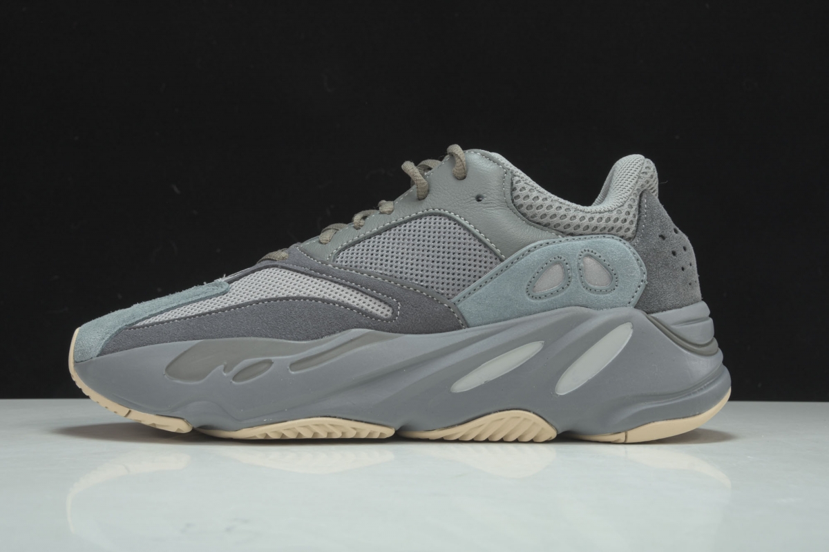 ad*s Y**zy boost 700 teal blue