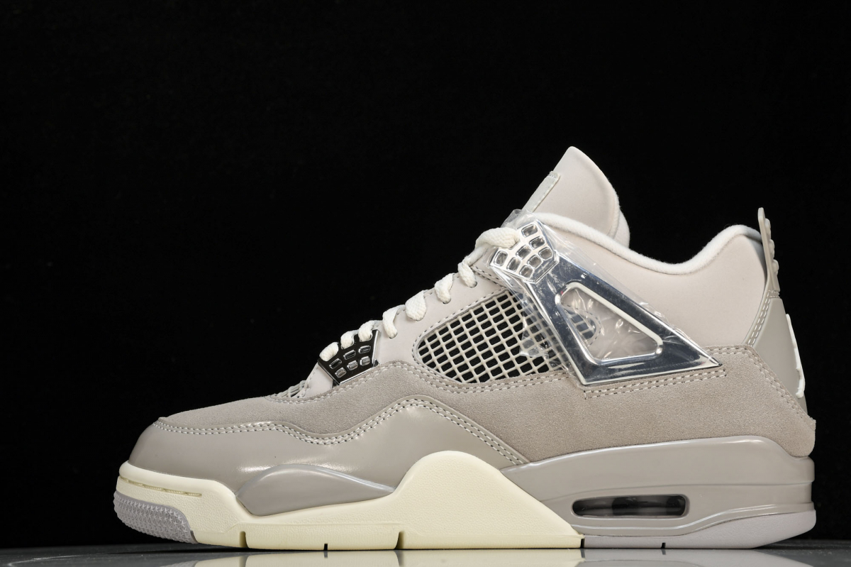 Jordan 4 Retro Frozen Moments